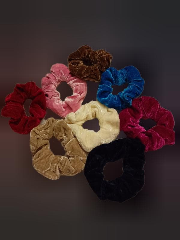 Об'ємна резинка з натурального бархата — фото 10 з 10