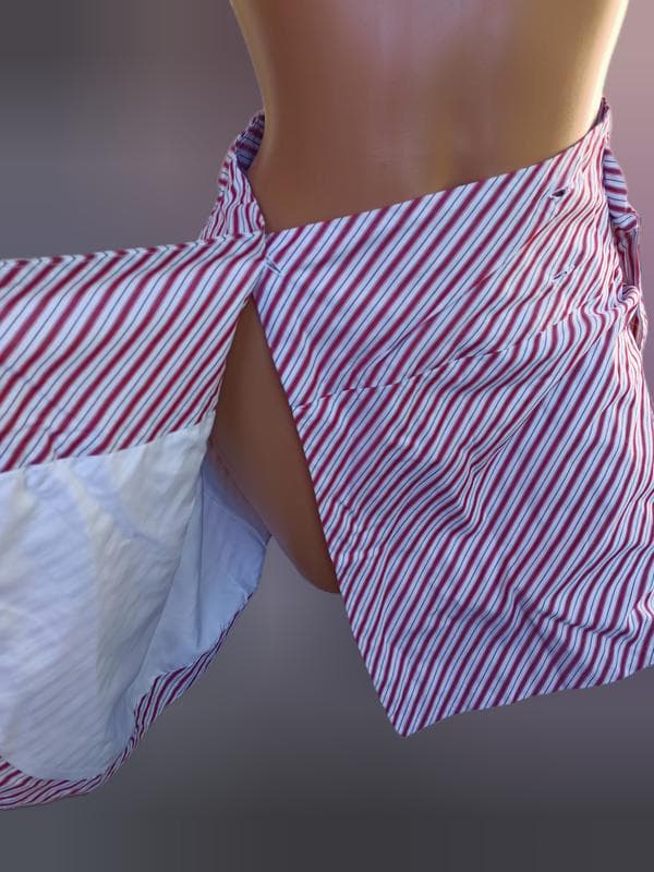 Коротка спідниця на запах