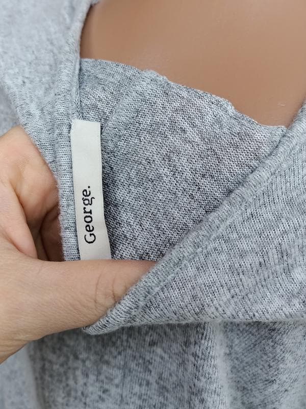 Гарна сіра сукня з рукавами жіноча — фото 2 з 5